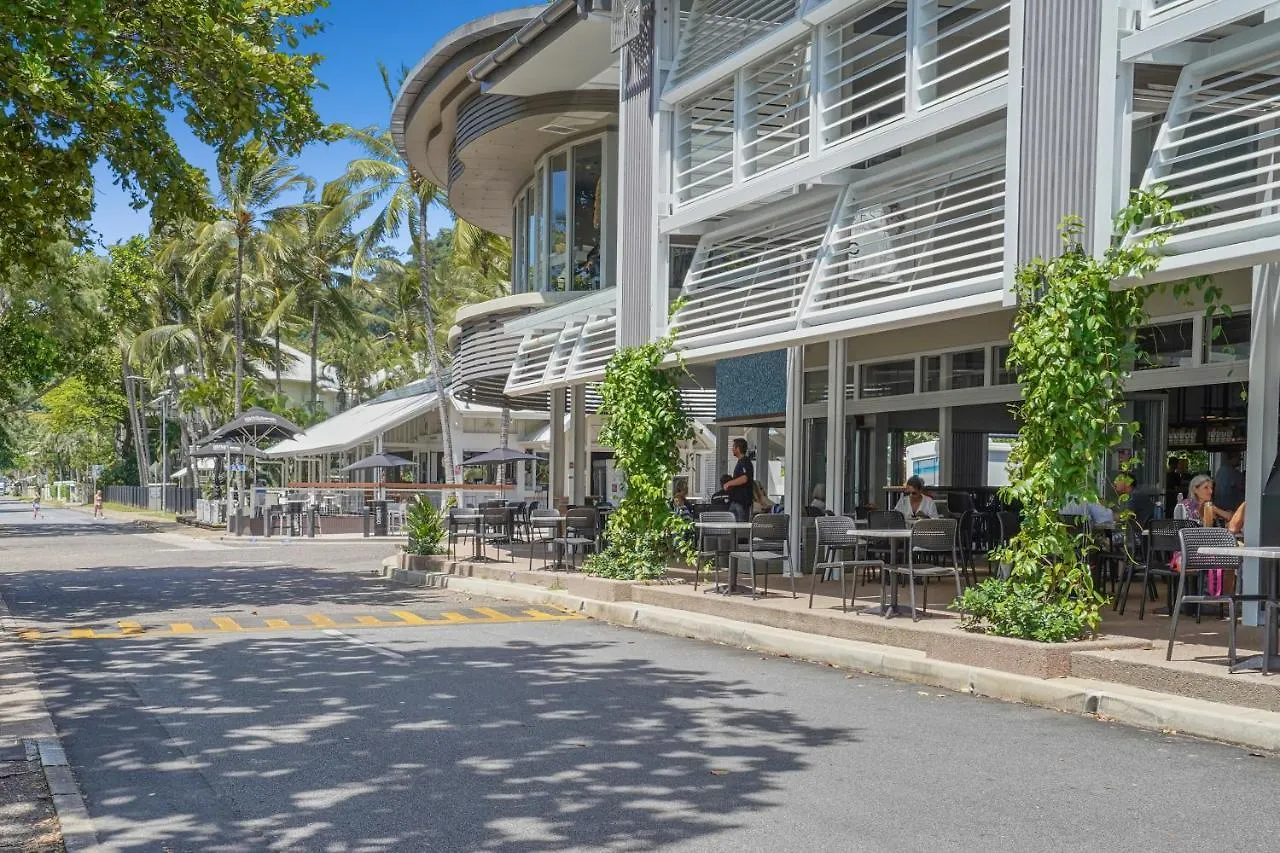 Dom wakacyjny Belle Escapes Trinity Blue Oceanview Home Trinity Beach
